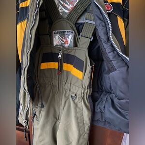 Obermeyer kids snow bibs and jacket, gently used. In good shape.